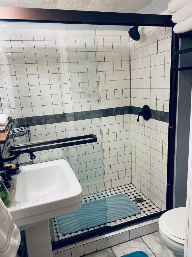 블루밍턴 Boho-Chic Travel Pad - Unit 2 아파트 외부 사진